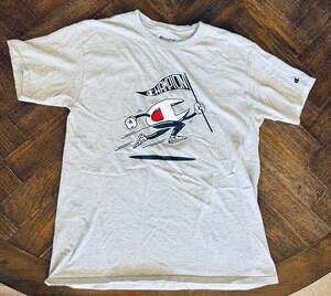 Champion Heather Gray Running Logo Graphic Short Sleeve T-Shirt Sz Med Used 1x